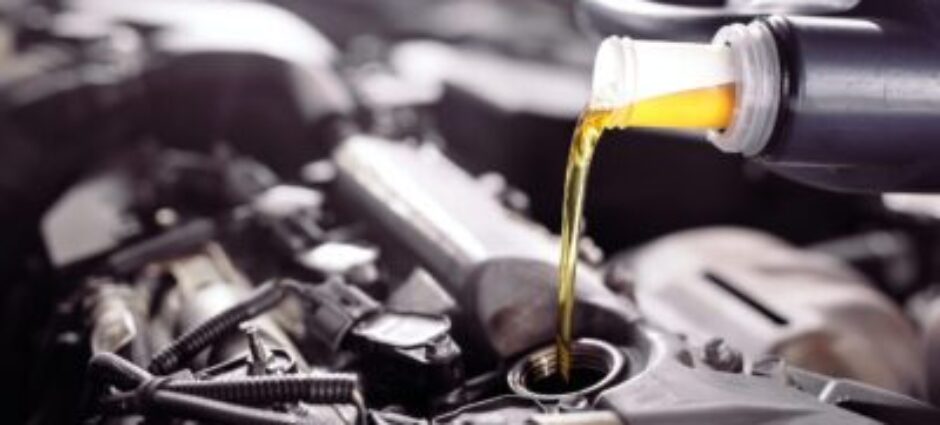 Como saber o óleo ideal para o seu carro. Confira essas dicas.