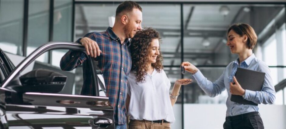A baixa na venda de carro zero pelo governo afeta os carros usados? Entenda.