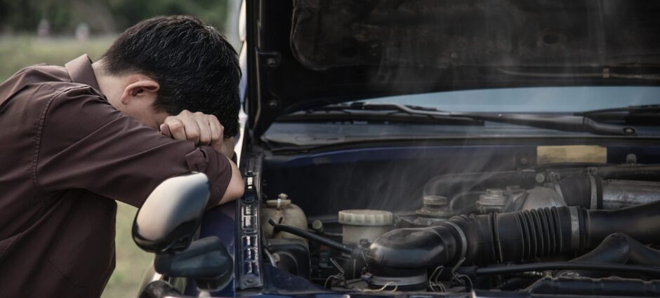 O que fazer quando o motor do carro ferve?